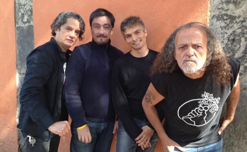 Botellita de Jerez anuncia su fin tras trágica muerte de Armando Vega Gil. 