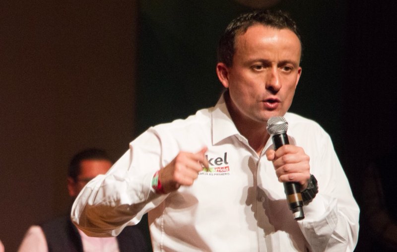 Yo le entregué a Germán Martínez un IMSS que era un paciente sano y con vida: Mikel Arriola.